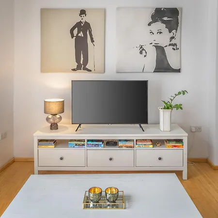 Luxury Charm, Sea-side, Pool Table By Haven & Keys Malta * Слима