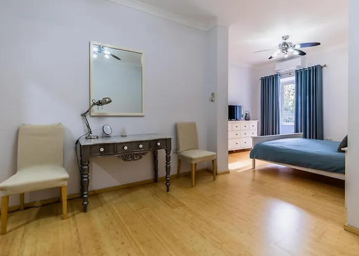 Apartman Luxury Charm, Sea-side, Pool Table By Haven & Keys Malta Sliema